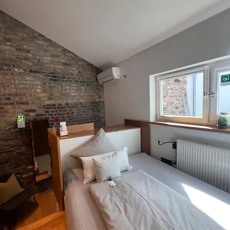 Apartmán Zons22 I Ruhiges Design In Altstadt Zons Perfekt Fuer Alleinreisende Und Paare, Zwischen Messe Koeln & Duesseldorf