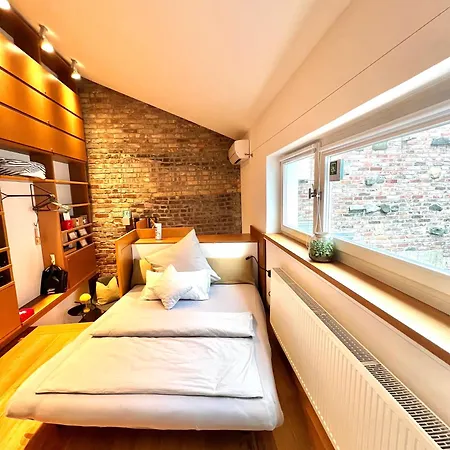 Zons22 - Tiny Loft In Am Rhein Im Historischen Denkmal - Zwischen Koeln & Duesseldorf דירה