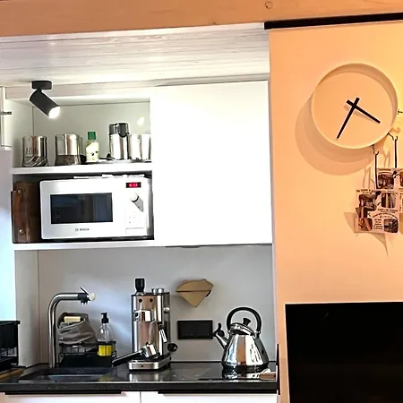 Zons22 - Tiny Loft In Am Rhein Im Historischen Denkmal - Zwischen Koeln & Duesseldorf Apartment