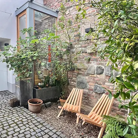 Zons22 Tiny Loft In Historic Zons - Between Cologne & Duesseldorf Apartment