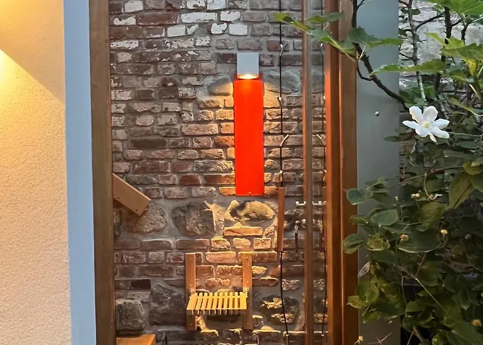 Zons22 - Tiny Loft In Am Rhein Im Historischen Denkmal - Zwischen Koeln & Duesseldorf Apartment