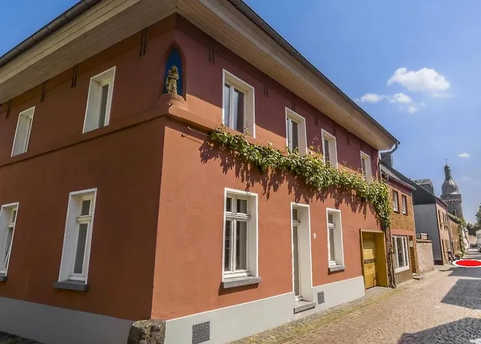 Apartment Zons22 - Tiny Loft In Am Rhein Im Historischen Denkmal - Zwischen Koeln & Duesseldorf