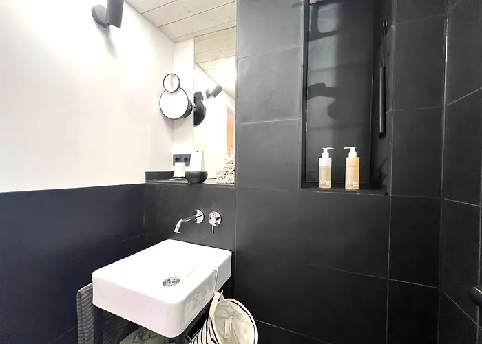 Zons22 - Tiny Loft In Am Rhein Im Historischen Denkmal - Zwischen Koeln & Duesseldorf Appartement