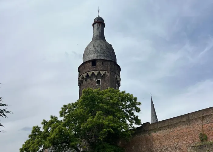 Appartement Zons22 - Tiny Loft In Am Rhein Im Historischen Denkmal - Zwischen Koeln & Duesseldorf